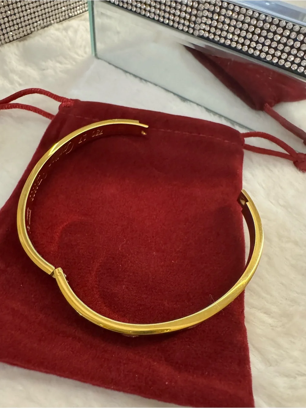 Gold Screw-Detail Bangle Bracelet - Women Accessories